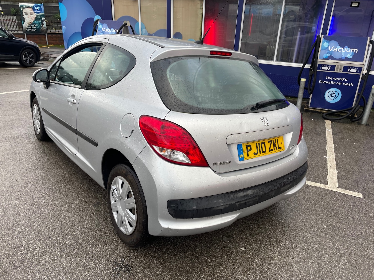 Used Peugeot 207 2010 for sale - 76911386: Photo 5