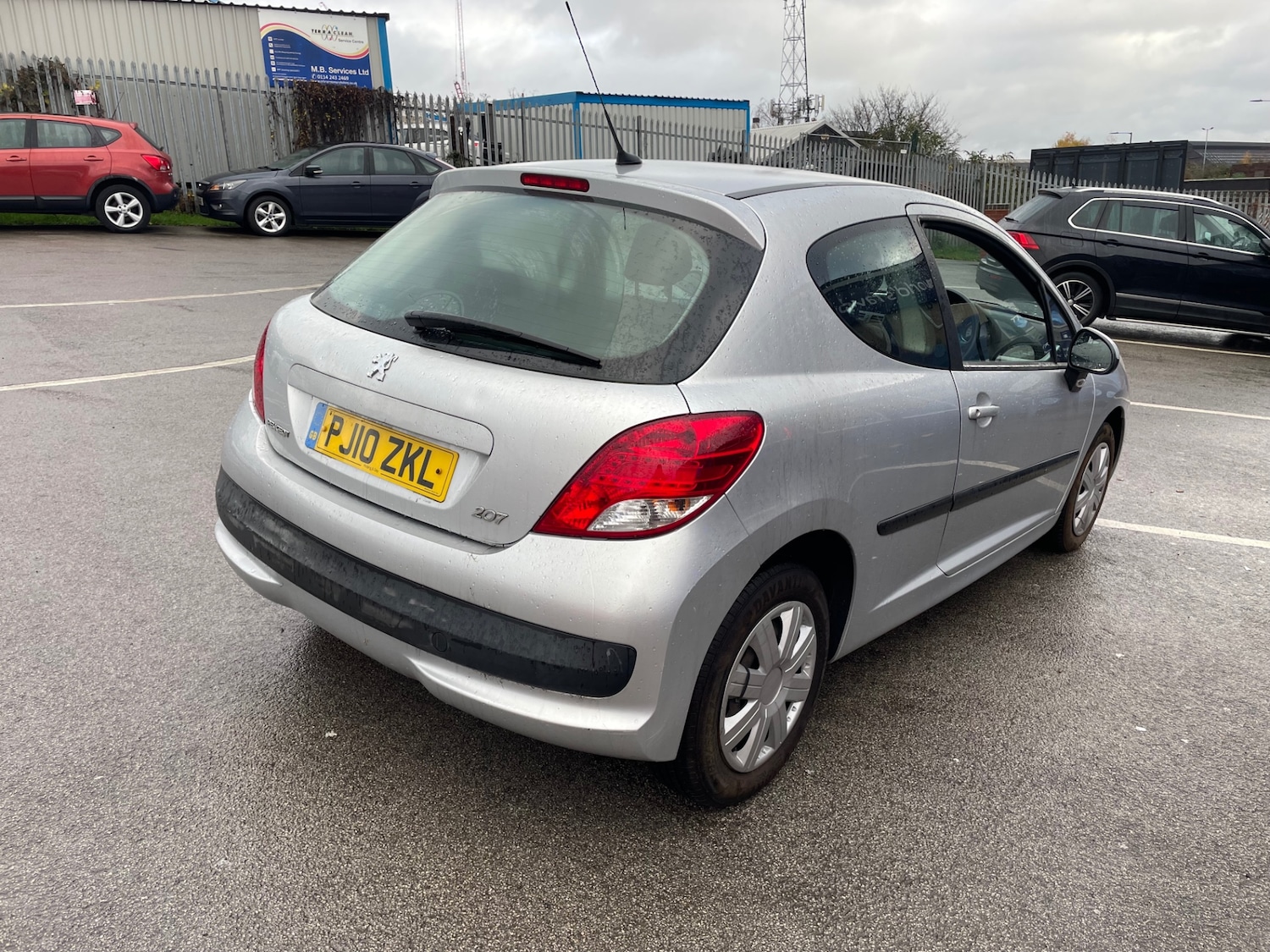 Used Peugeot 207 2010 for sale - 76911386: Photo 6