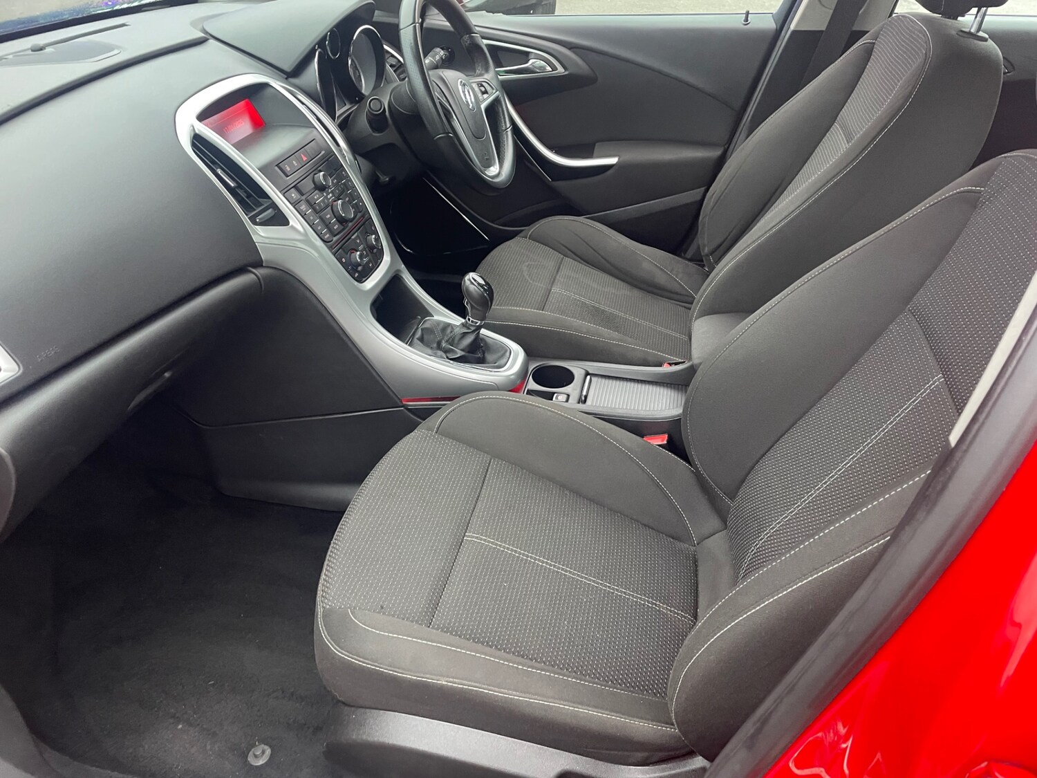 Used Vauxhall Astra 2010 for sale - 78183240: Photo 11