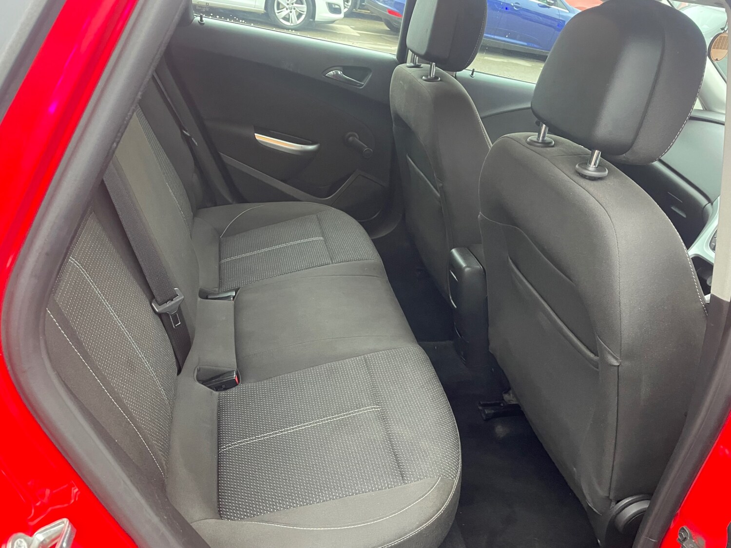 Used Vauxhall Astra 2010 for sale - 78183240: Photo 12