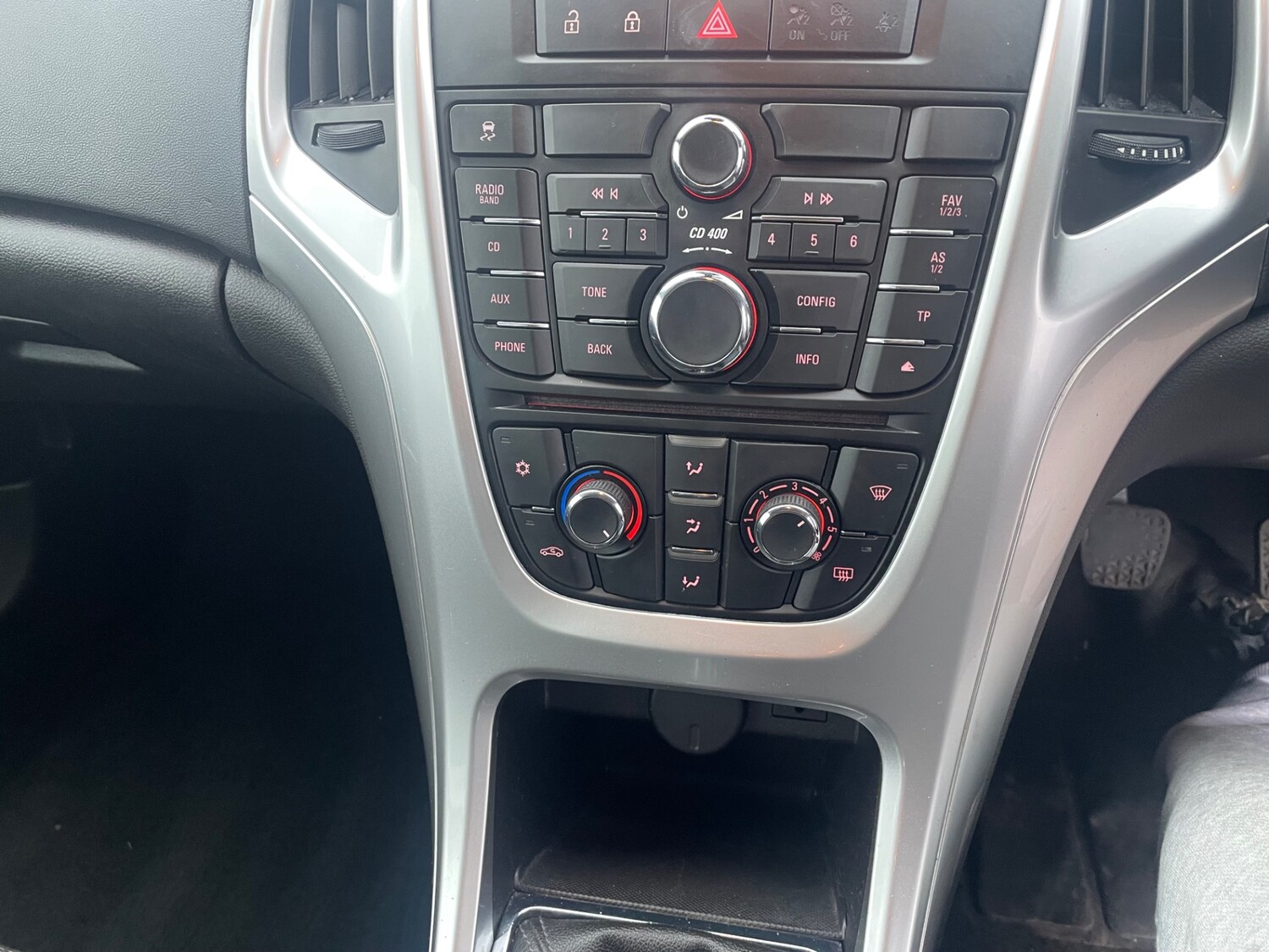 Used Vauxhall Astra 2010 for sale - 78183240: Photo 16