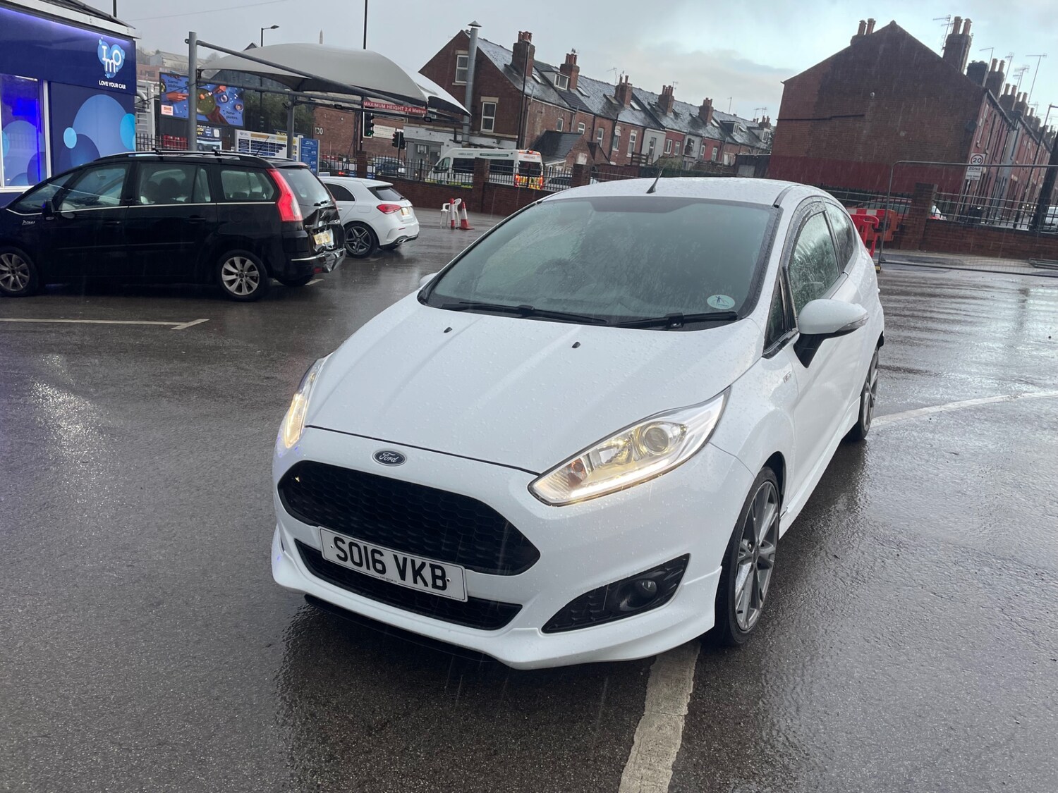 Used Ford Fiesta 2016 for sale - 77211300: Photo 3