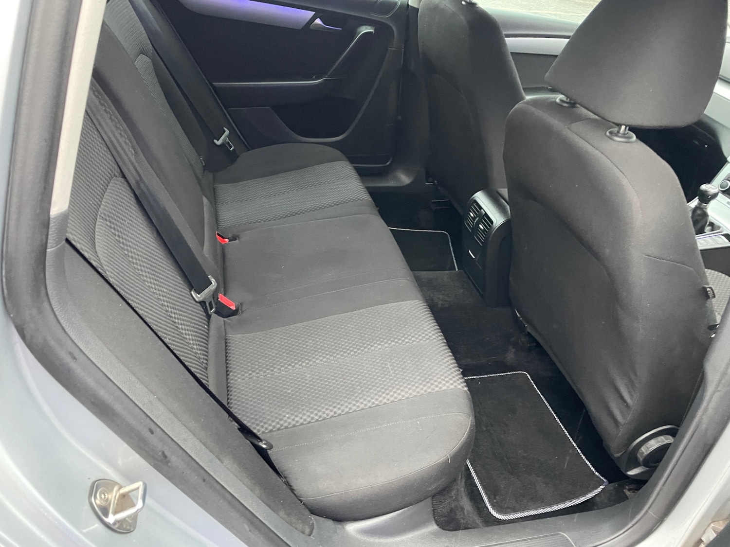 Used Volkswagen Passat 2011 for sale - 77644073: Photo 12