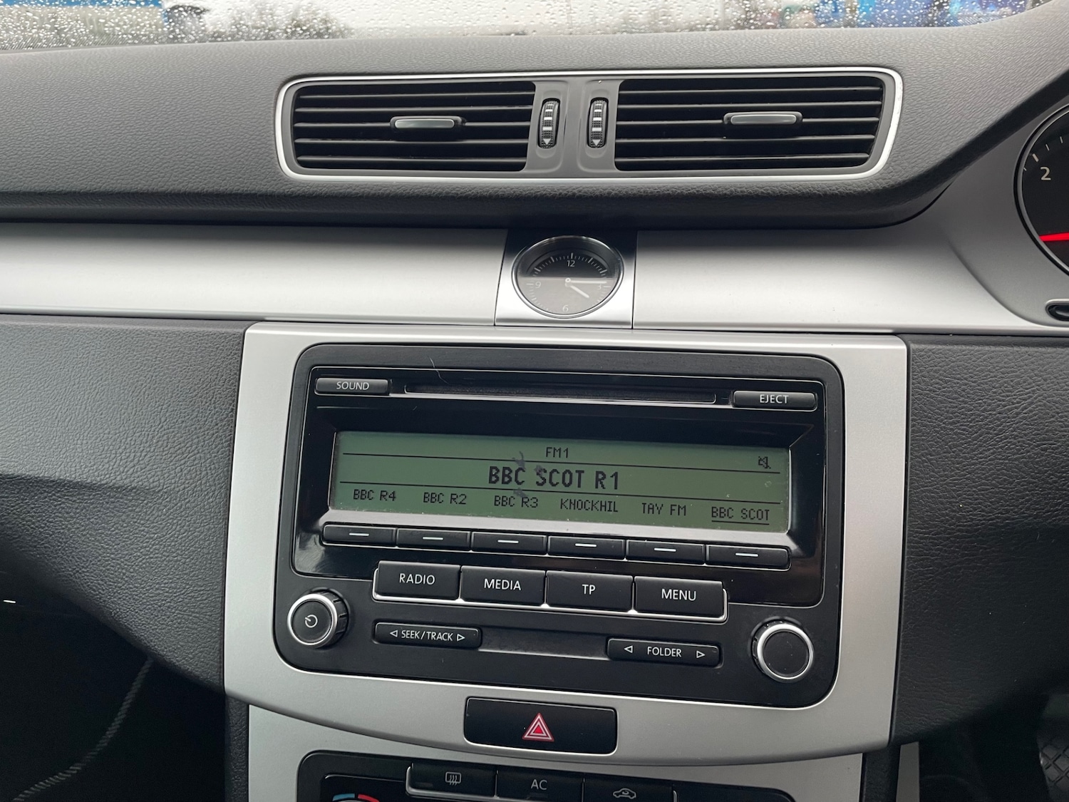 Used Volkswagen Passat 2011 for sale - 77644073: Photo 16