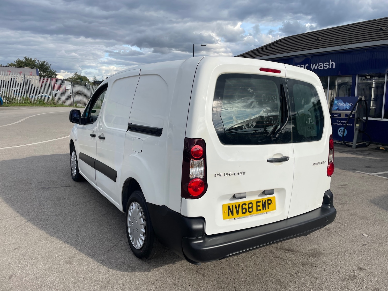 Used Peugeot Partner 2019 for sale - 78183189: Photo 5