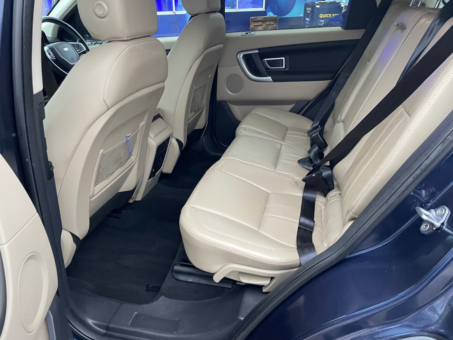 Used Land Rover Discovery Sport 2015 for sale - 77953709: Photo 10