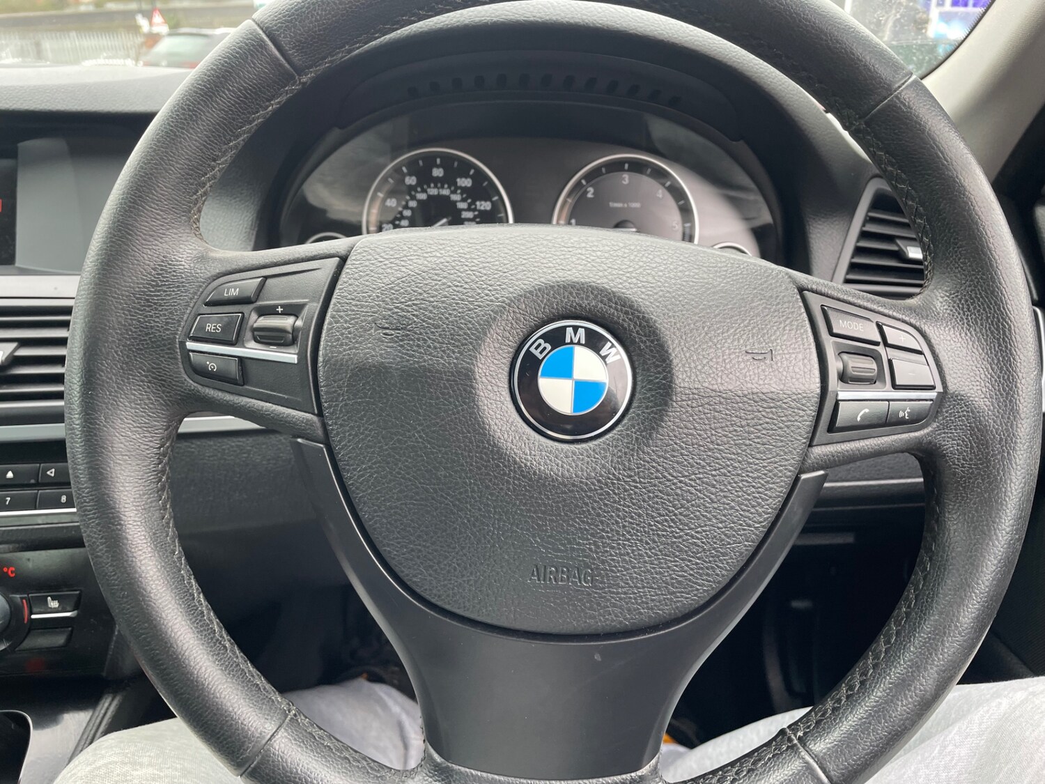 Used BMW 5 Series 2012 for sale - 78182276: Photo 15