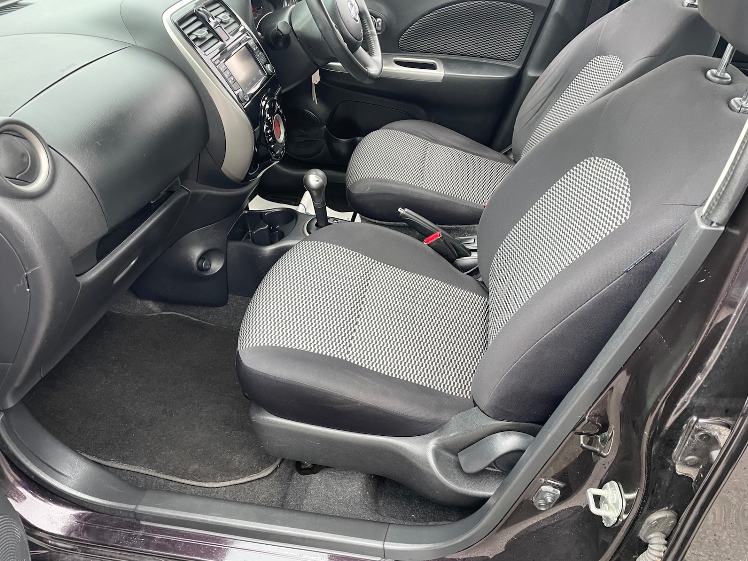 Used Nissan Micra 2013 for sale - 77681328: Photo 11