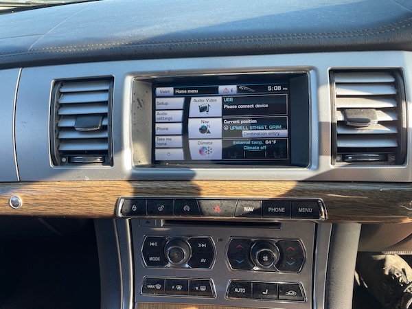 Used Jaguar XF 2012 for sale - 76236386: Photo 16