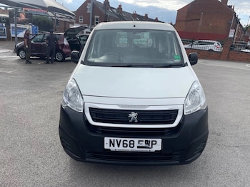 Used Peugeot Partner 2019 for sale - 77715671: Photo