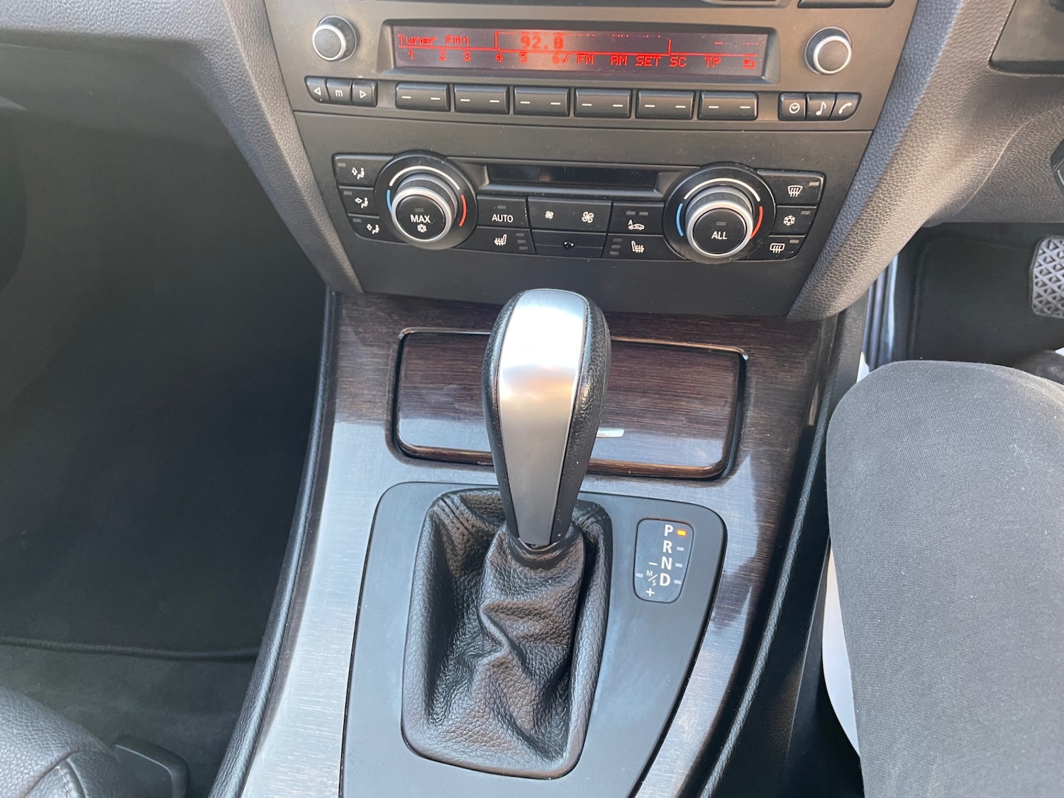 Used BMW 3 Series 2010 for sale - 77938537: Photo 17