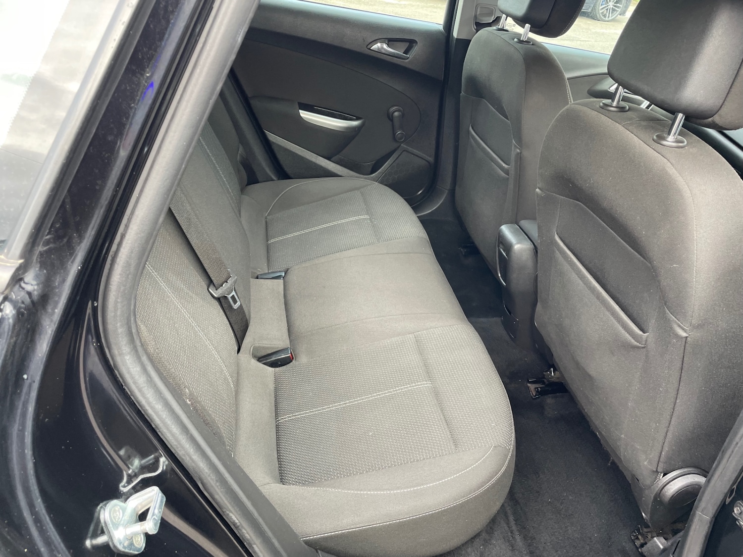 Used Vauxhall Astra 2010 for sale - 77793039: Photo 12