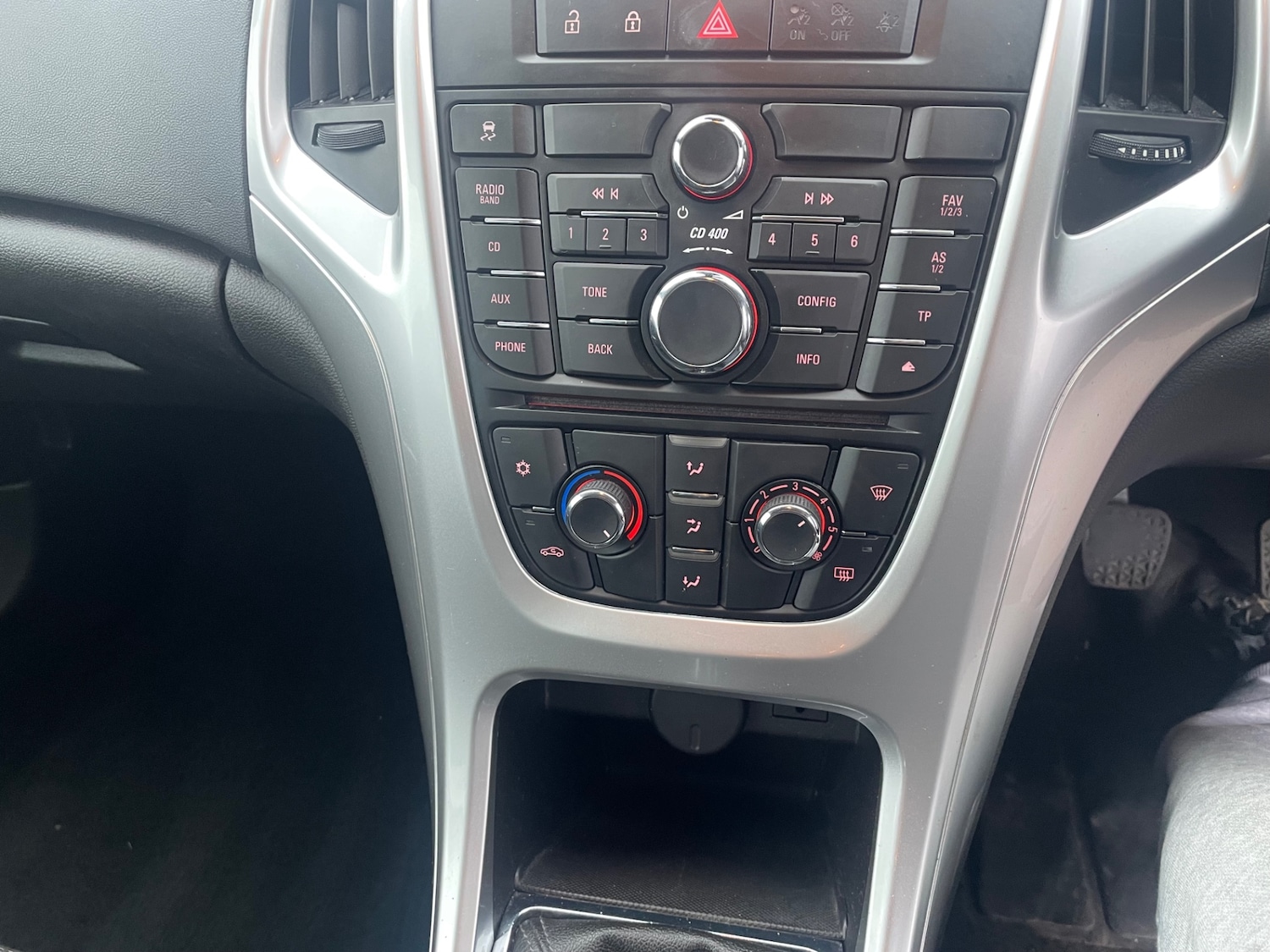 Used Vauxhall Astra 2010 for sale - 78085062: Photo 16