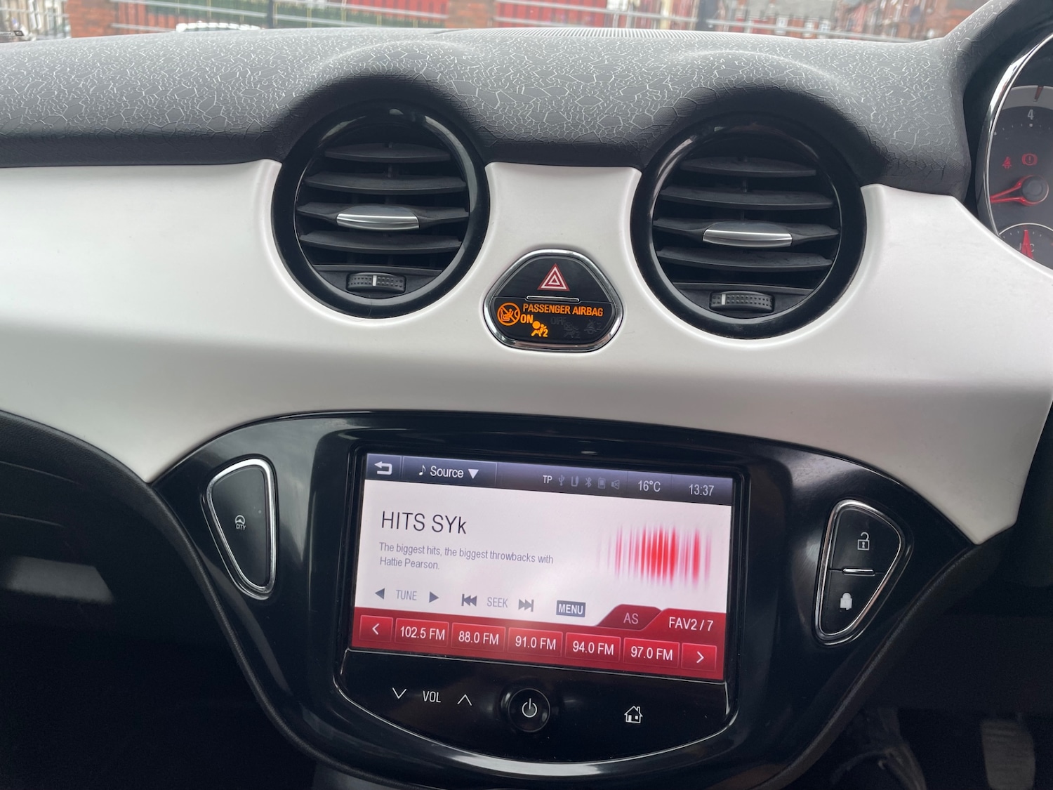 Used Vauxhall ADAM 2013 for sale - 76837239: Photo 14