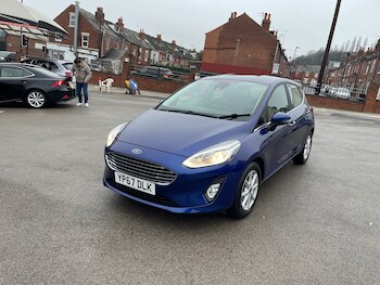Used Ford Fiesta 2017 for sale - 77368002: Photo