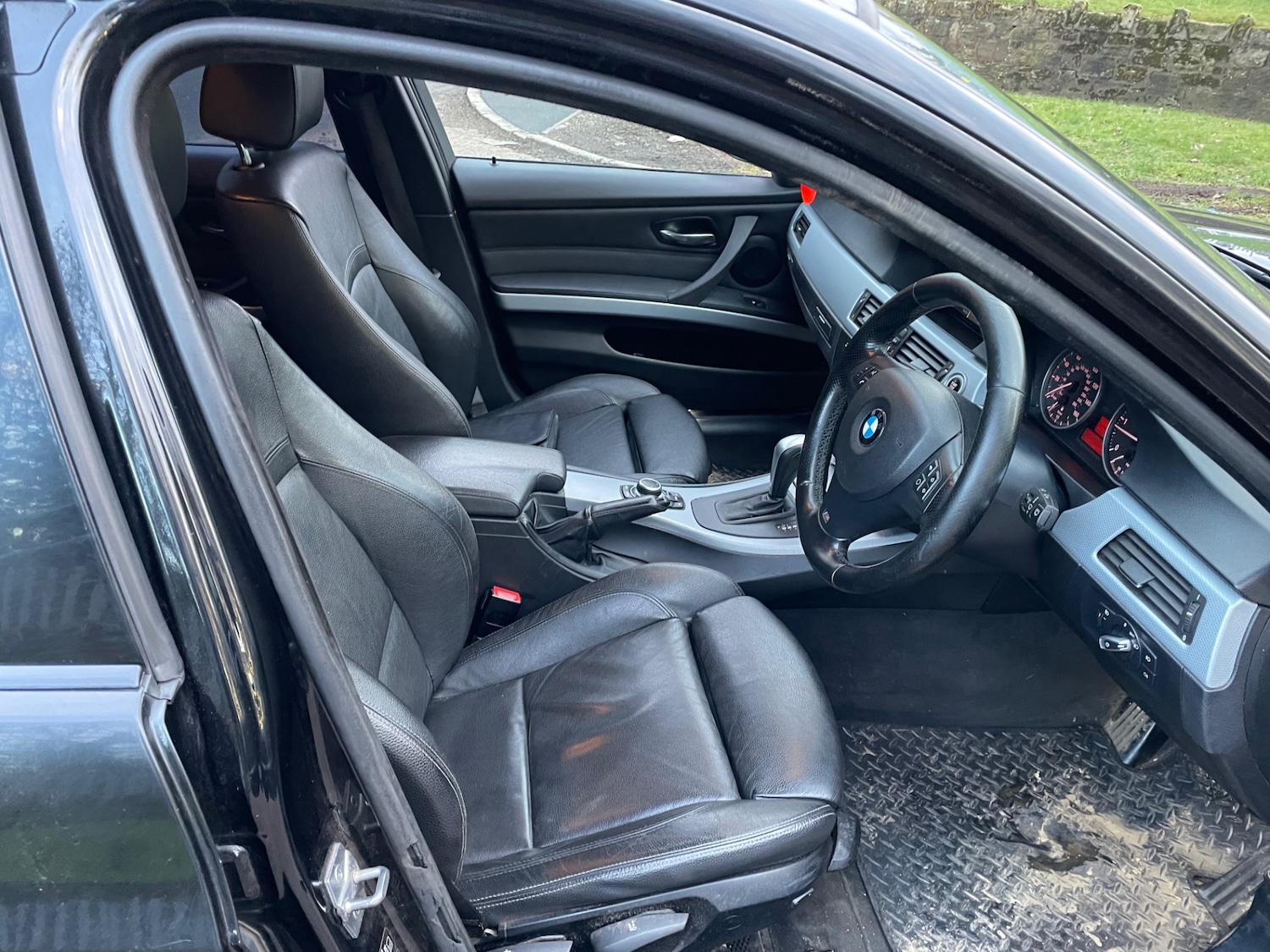 Used BMW 3 Series 2011 for sale - 77241414: Photo 14