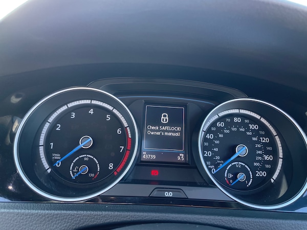 Used Volkswagen Golf 2016 for sale - 76236461: Photo 27