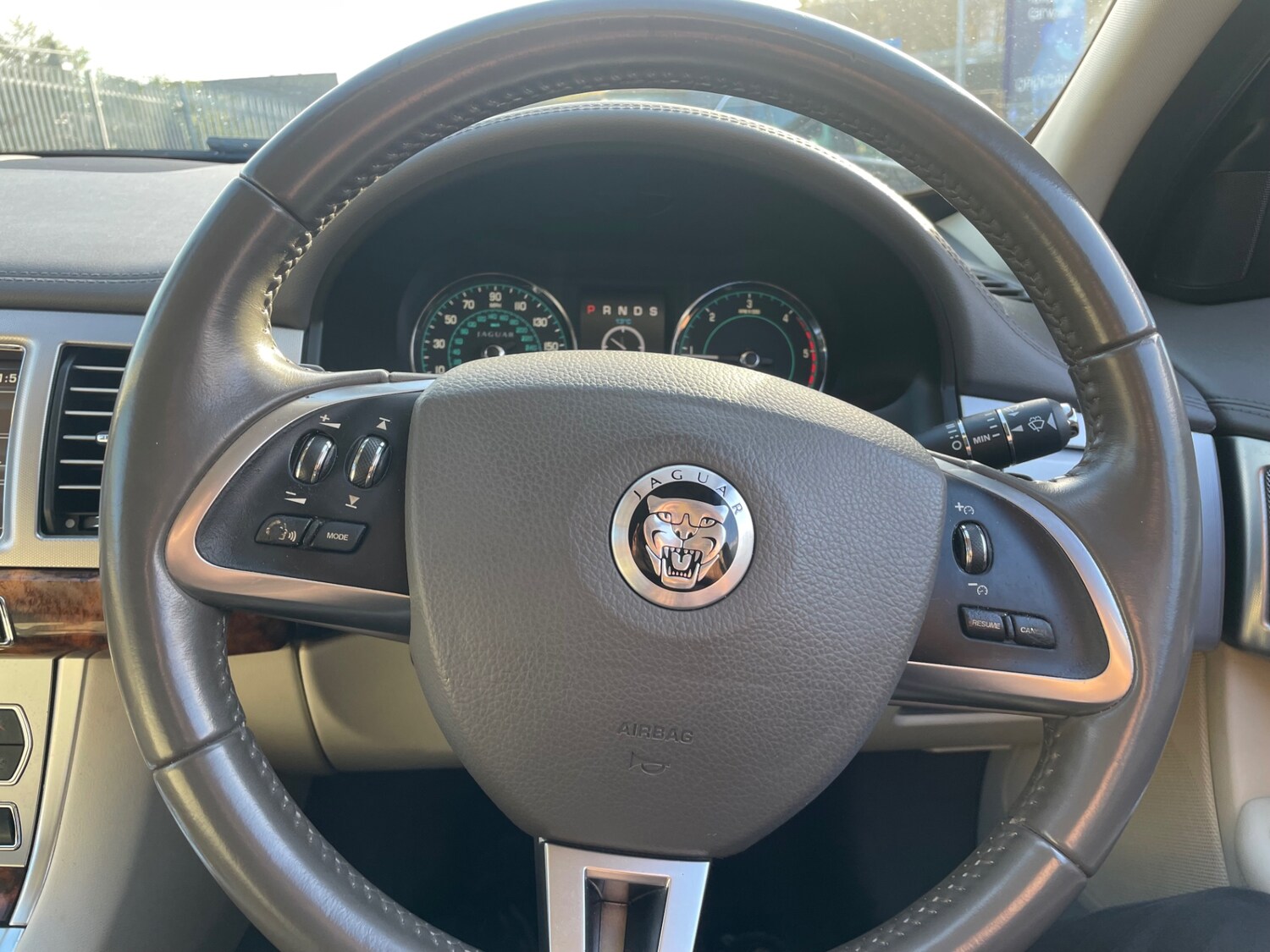 Used Jaguar XF 2011 for sale - 77370202: Photo 14