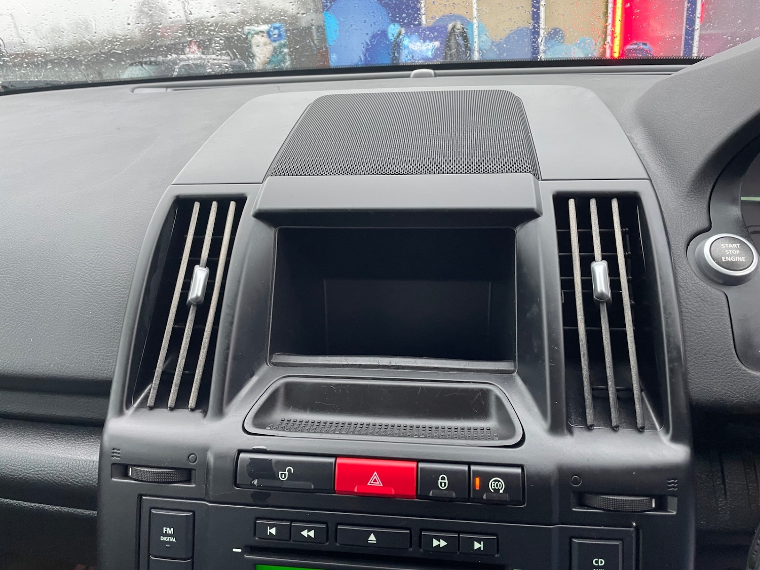 Used Land Rover Freelander 2010 for sale - 77482359: Photo 15