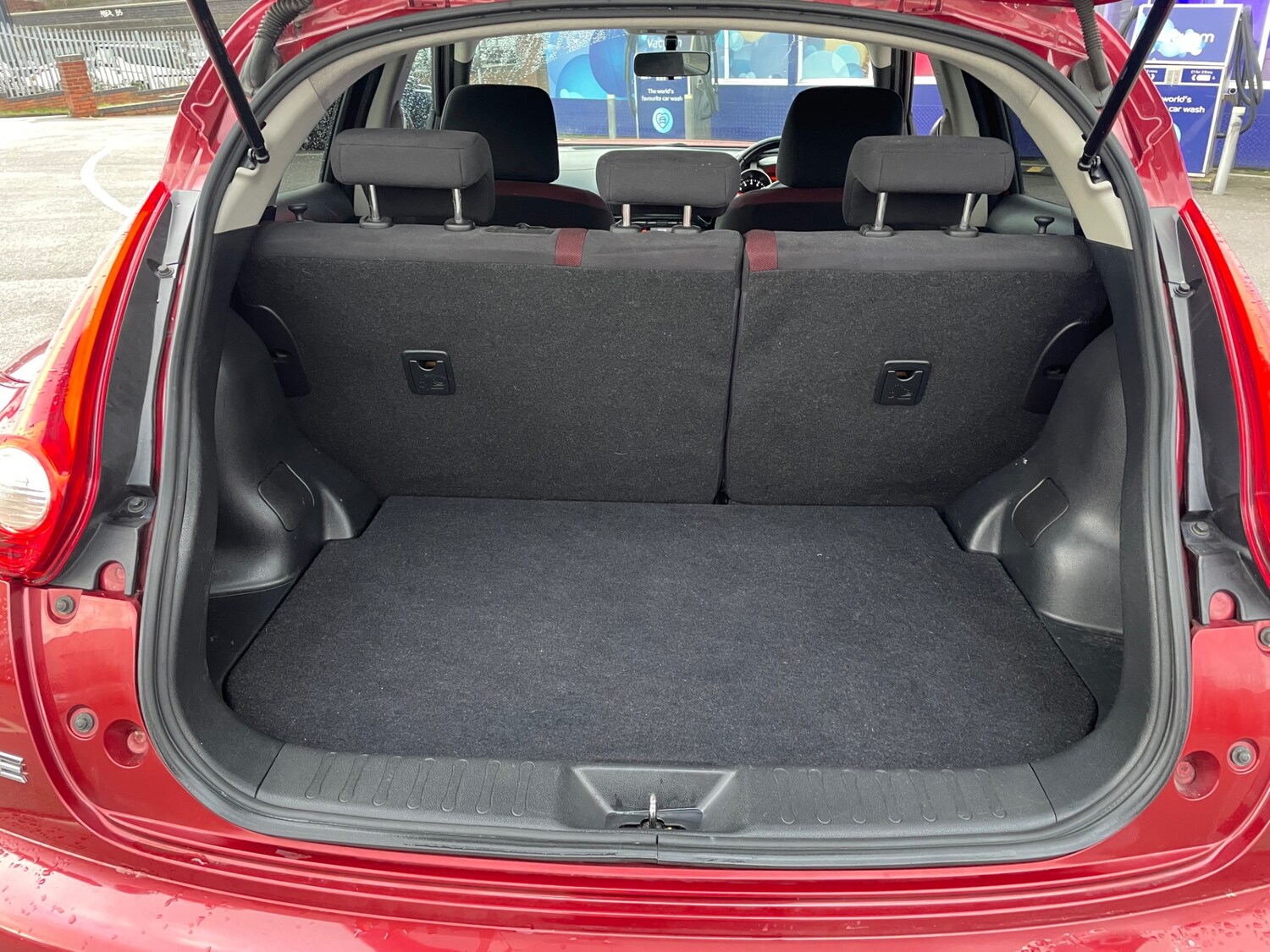 Used Nissan Juke 2011 for sale - 77681537: Photo 9