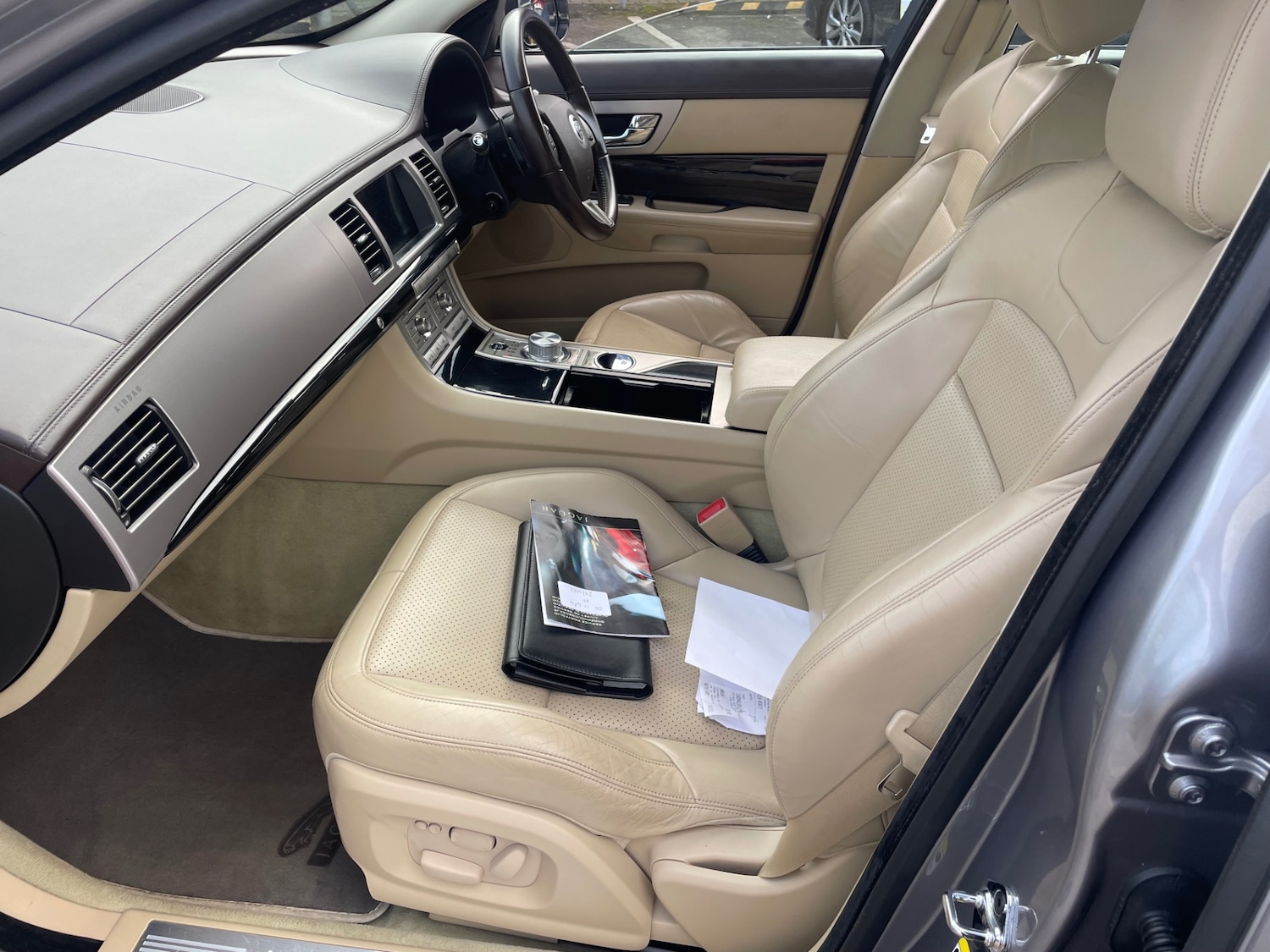 Used Jaguar XF 2011 for sale - 77906921: Photo 13