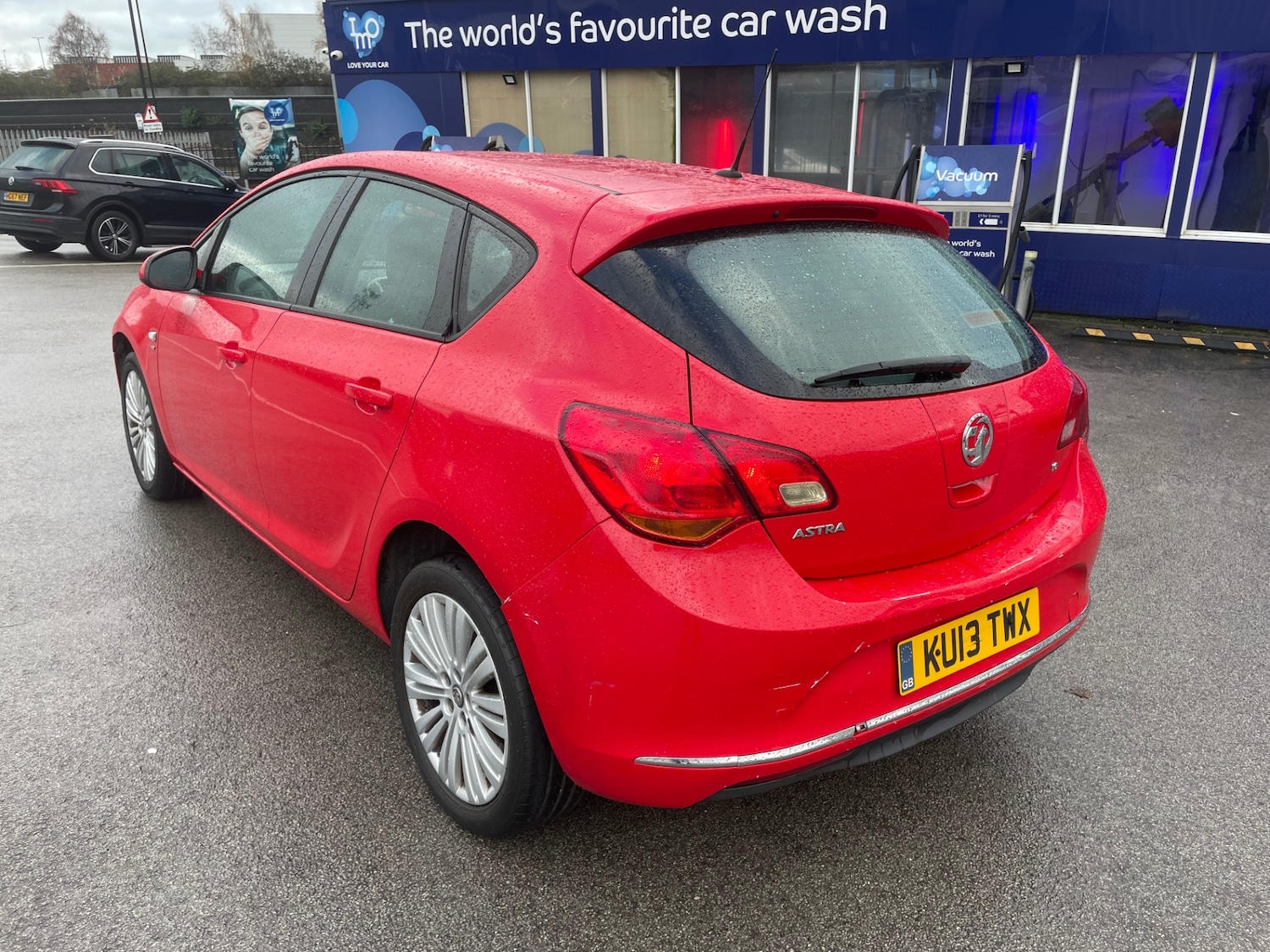 Used Vauxhall Astra 2013 for sale - 76847665: Photo 5