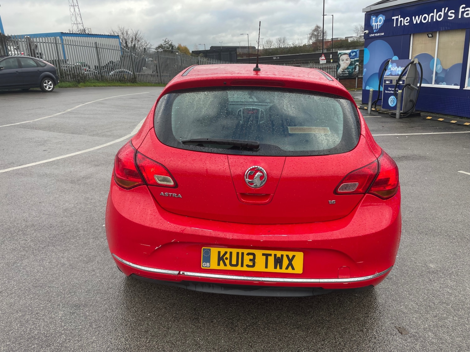 Used Vauxhall Astra 2013 for sale - 76847665: Photo 6
