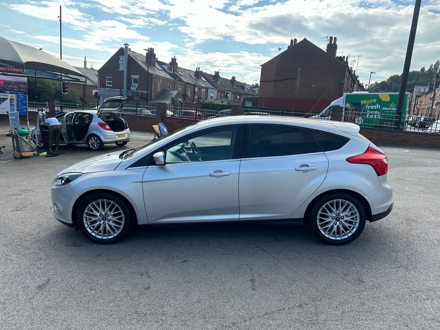 Used Ford Focus 2014 for sale - 77052059: Photo 4