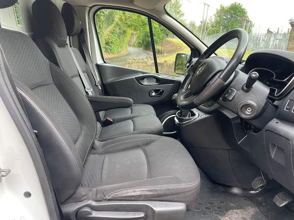 Used Vauxhall Vivaro 2019 for sale - 76236933: Photo 12