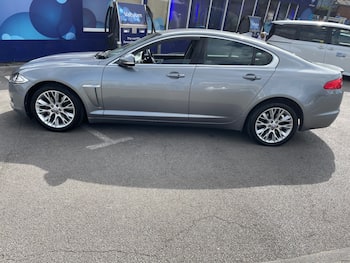 Used Jaguar XF 2014 for sale - 79680765: Photo
