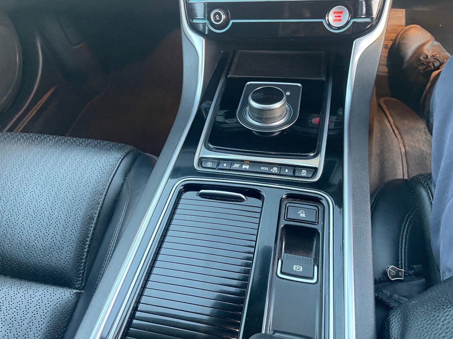 Used Jaguar XF 2019 for sale - 77368008: Photo 19