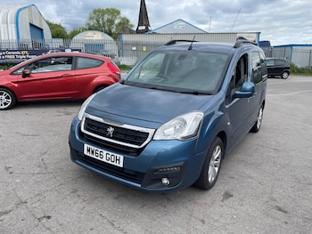 Used Peugeot Partner Tepee 2016 for sale - 79449342: Photo
