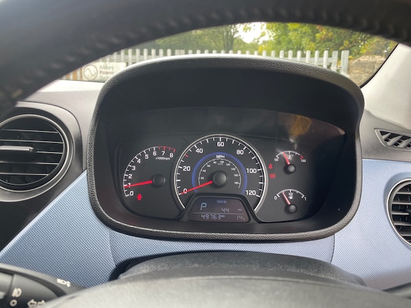 Used Hyundai i10 2016 for sale - 76234955: Photo 19