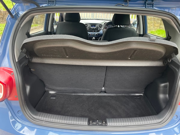 Used Hyundai i10 2016 for sale - 76234955: Photo 9