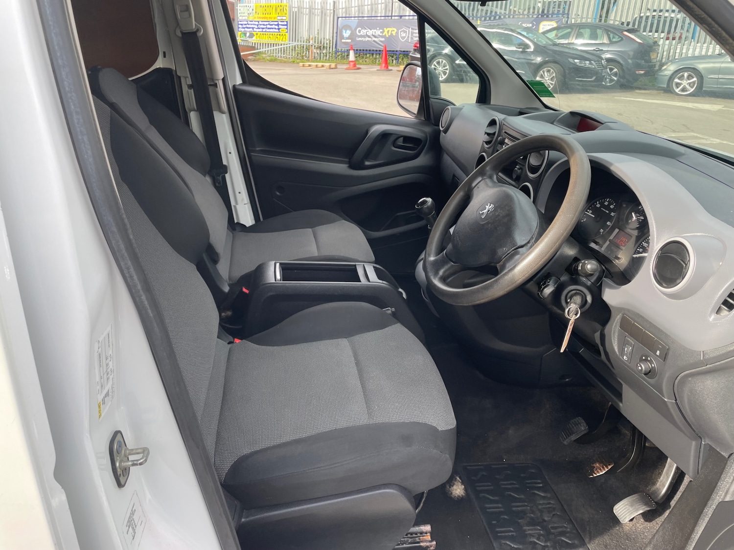 Used Peugeot Partner 2019 for sale - 77370569: Photo 14