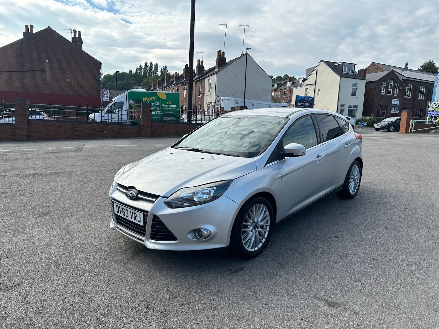 Used Ford Focus 2014 for sale - 76305743: Photo 2