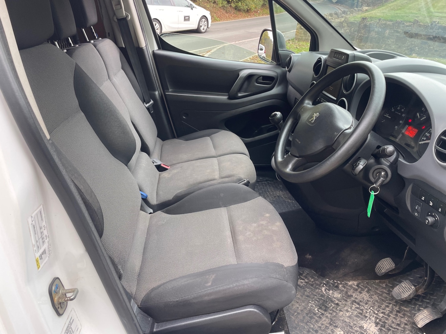 Used Peugeot Partner 2018 for sale - 76177168: Photo 12