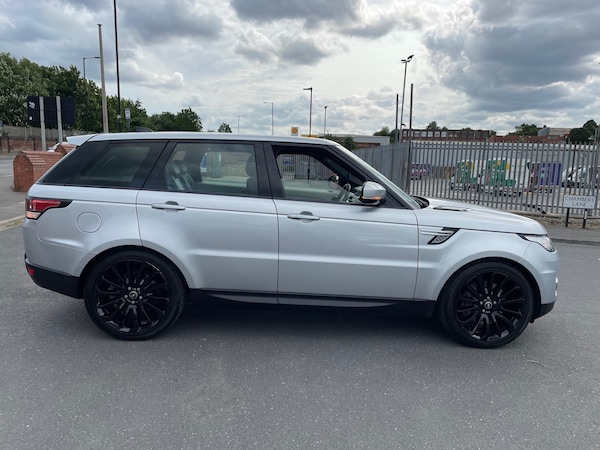 Used Land Rover Range Rover Sport 2017 for sale - 76236841: Photo 8