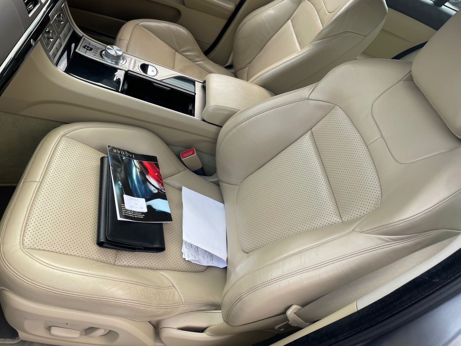 Used Jaguar XF 2011 for sale - 78182159: Photo 13