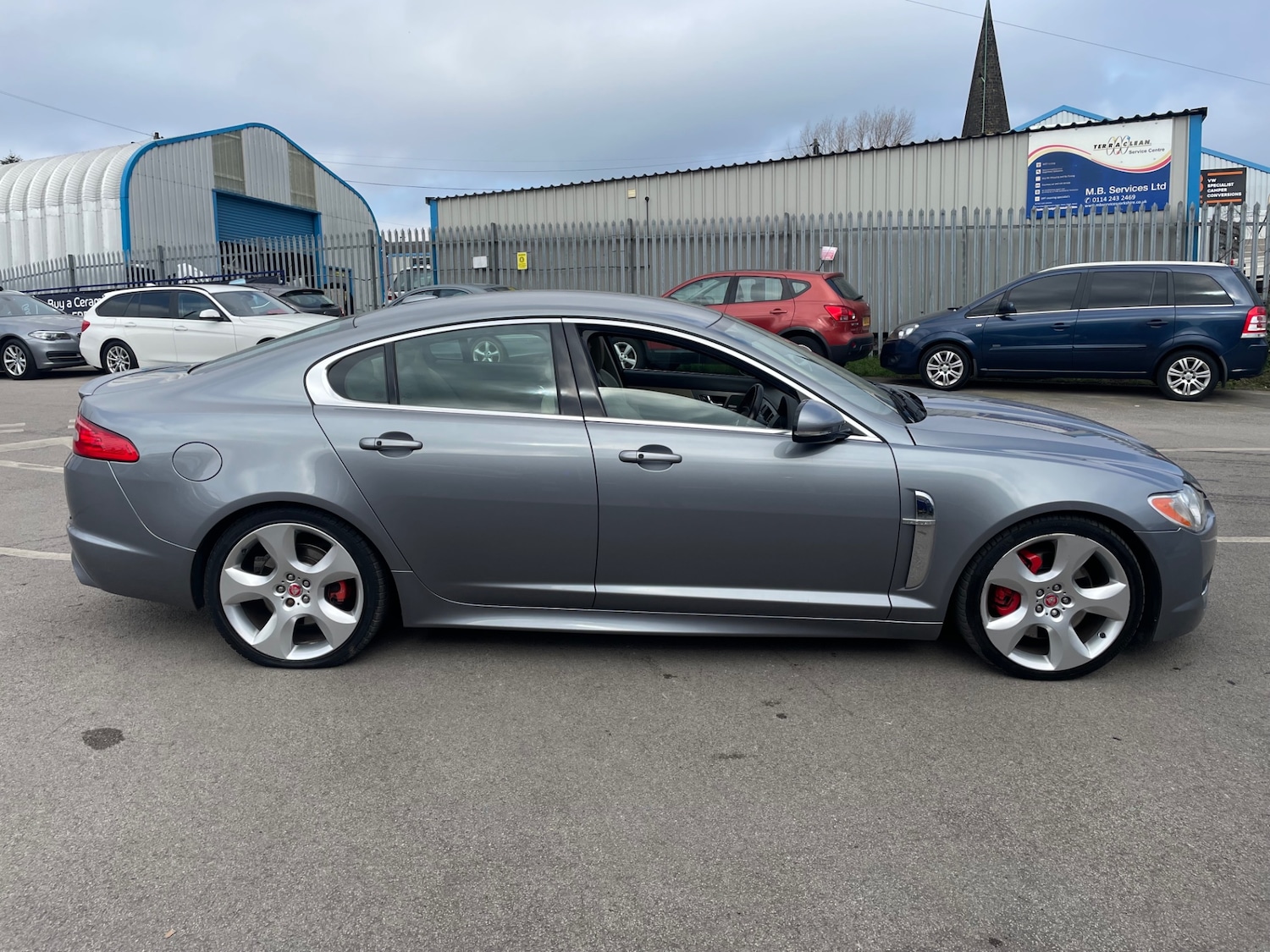 Used Jaguar XF 2011 for sale - 78182159: Photo 8