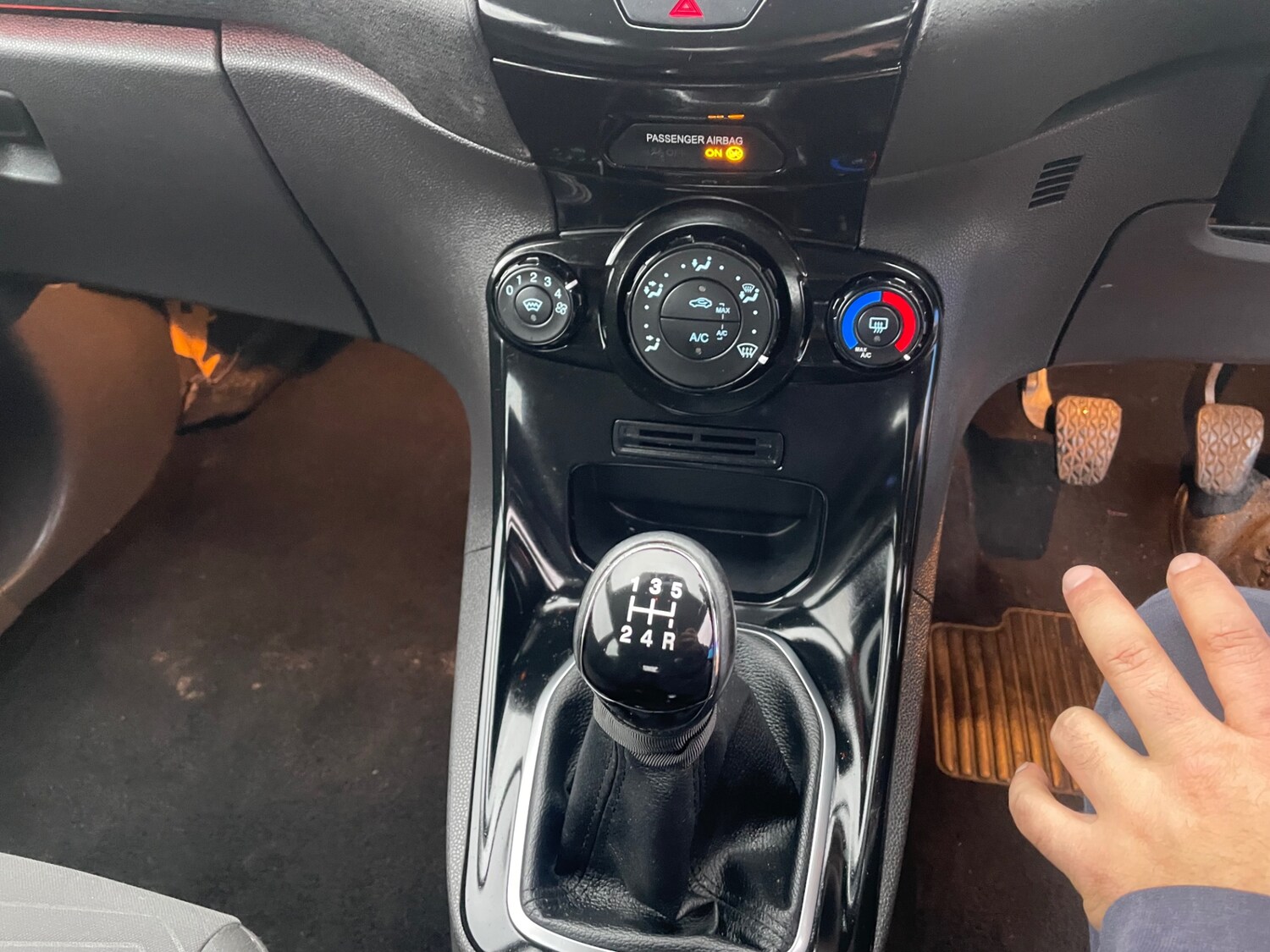 Used Ford Fiesta 2015 for sale - 78028974: Photo 17