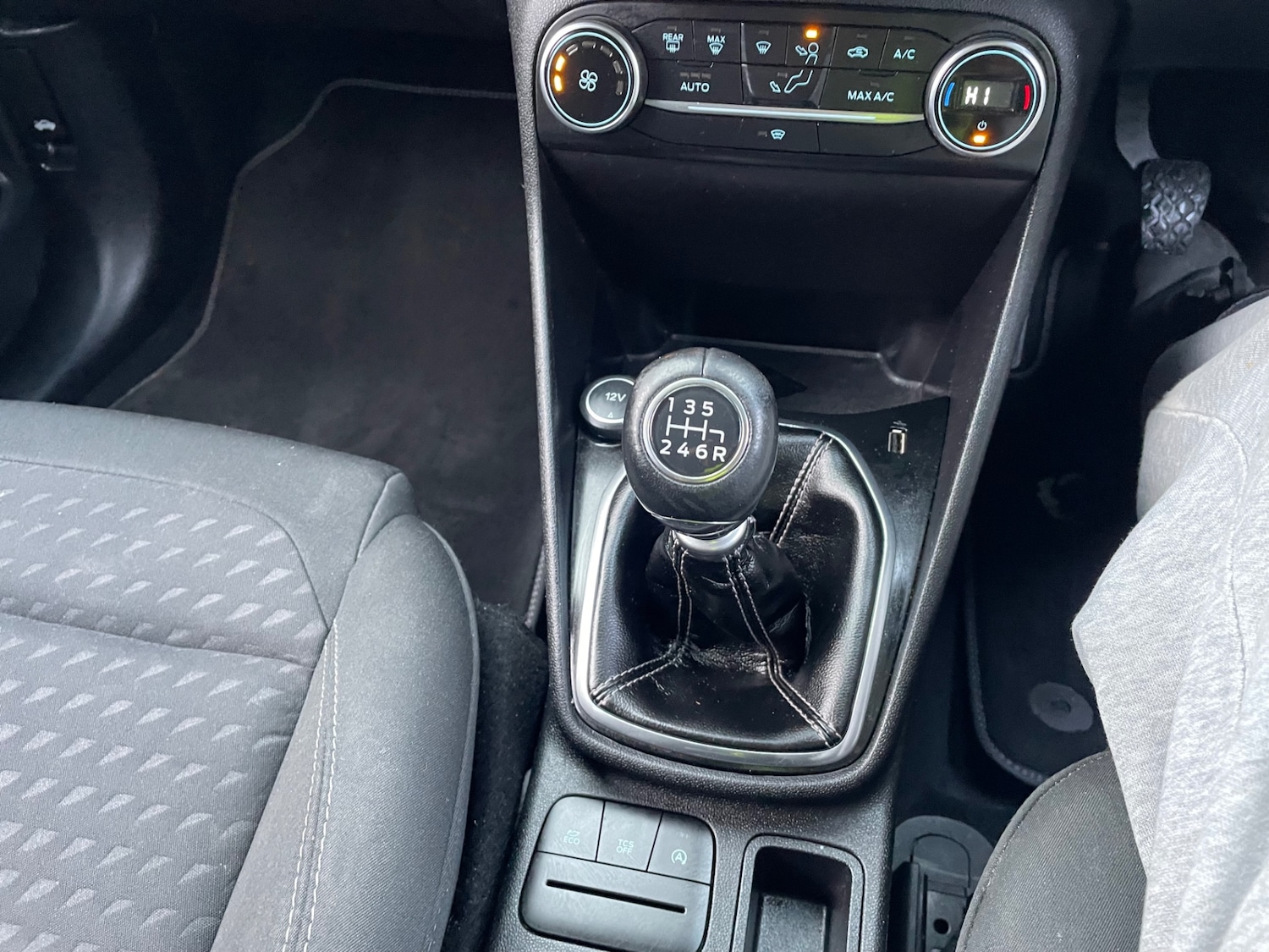 Used Ford Fiesta 2017 for sale - 77750394: Photo 16