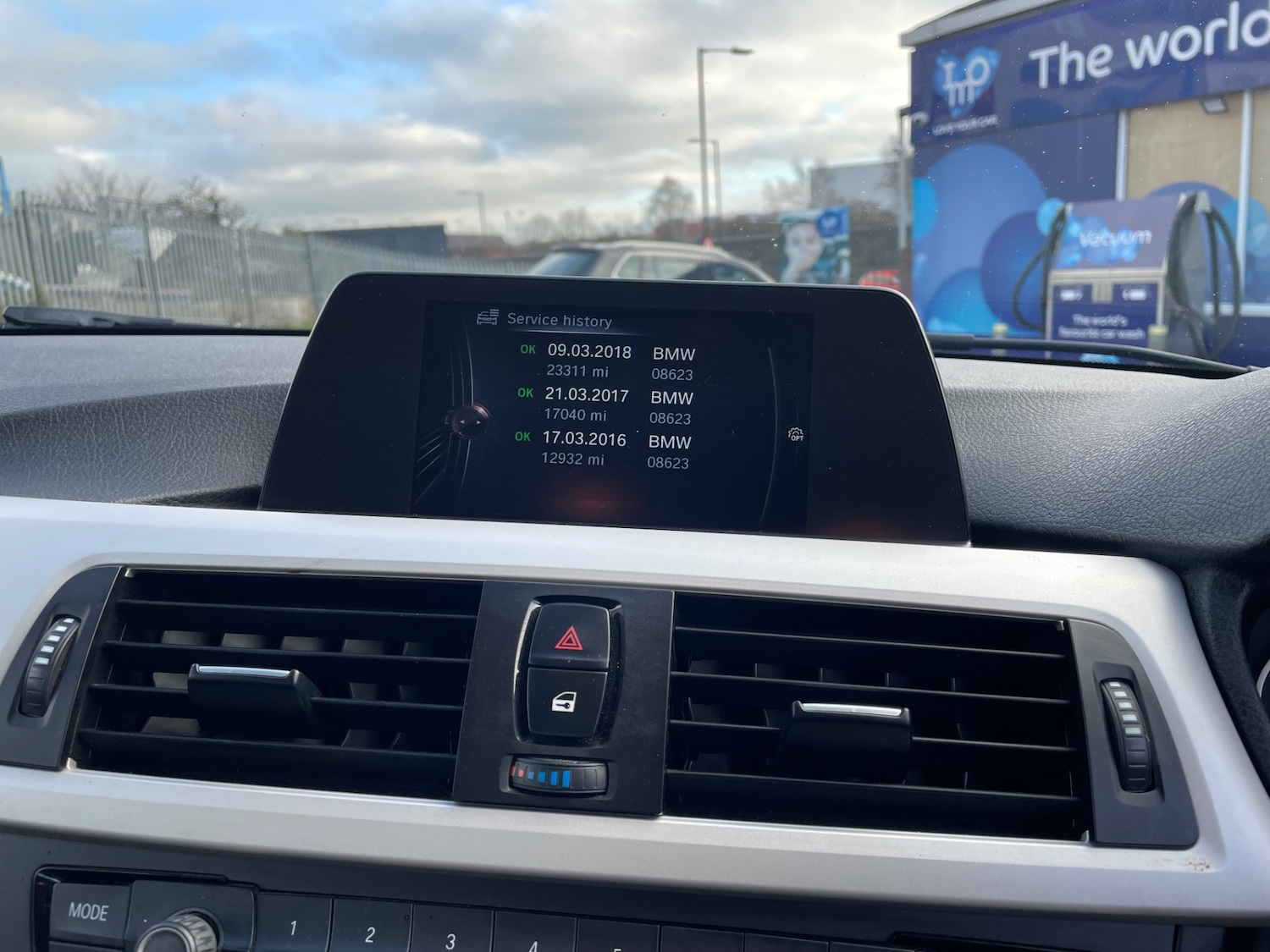 Used BMW 3 Series 2014 for sale - 77367996: Photo 25