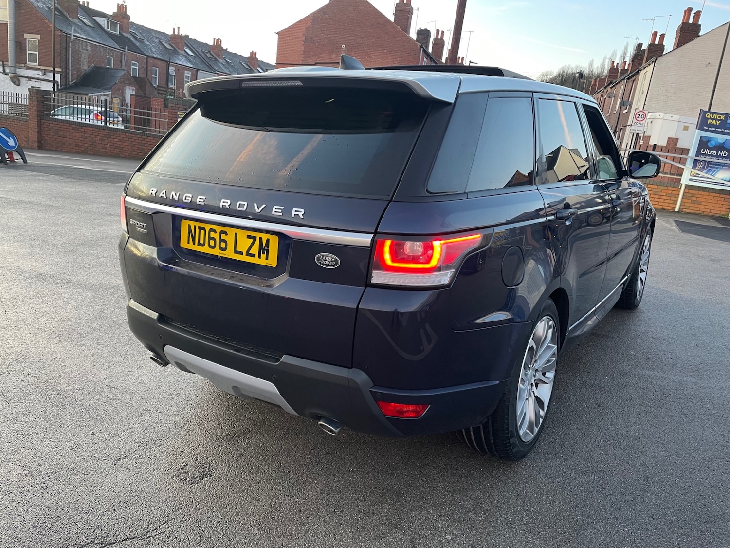 Used Land Rover Range Rover Sport 2016 for sale - 77681575: Photo 8