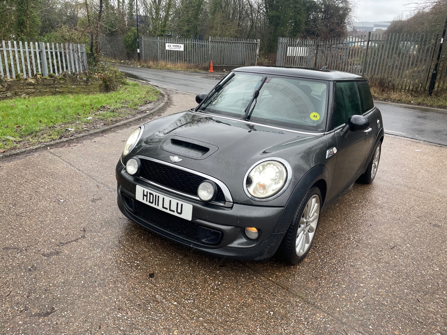 Used MINI Hatch 2011 for sale - 77393954: Photo 2