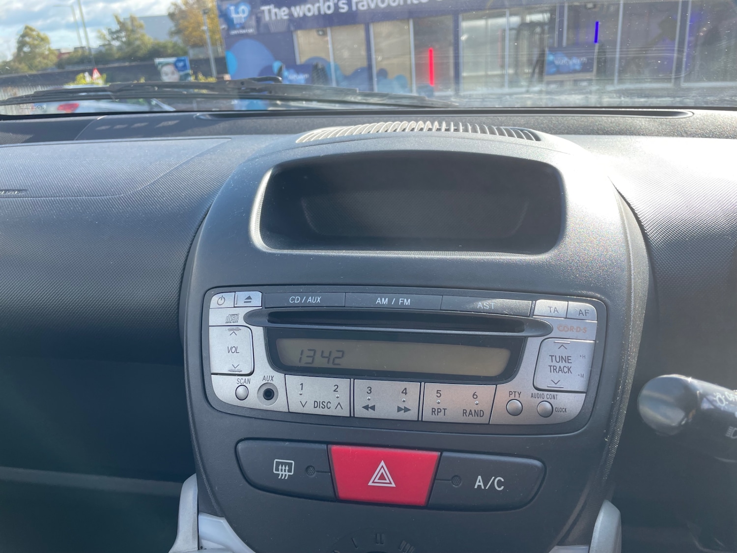 Used Peugeot 107 2012 for sale - 76580957: Photo 16