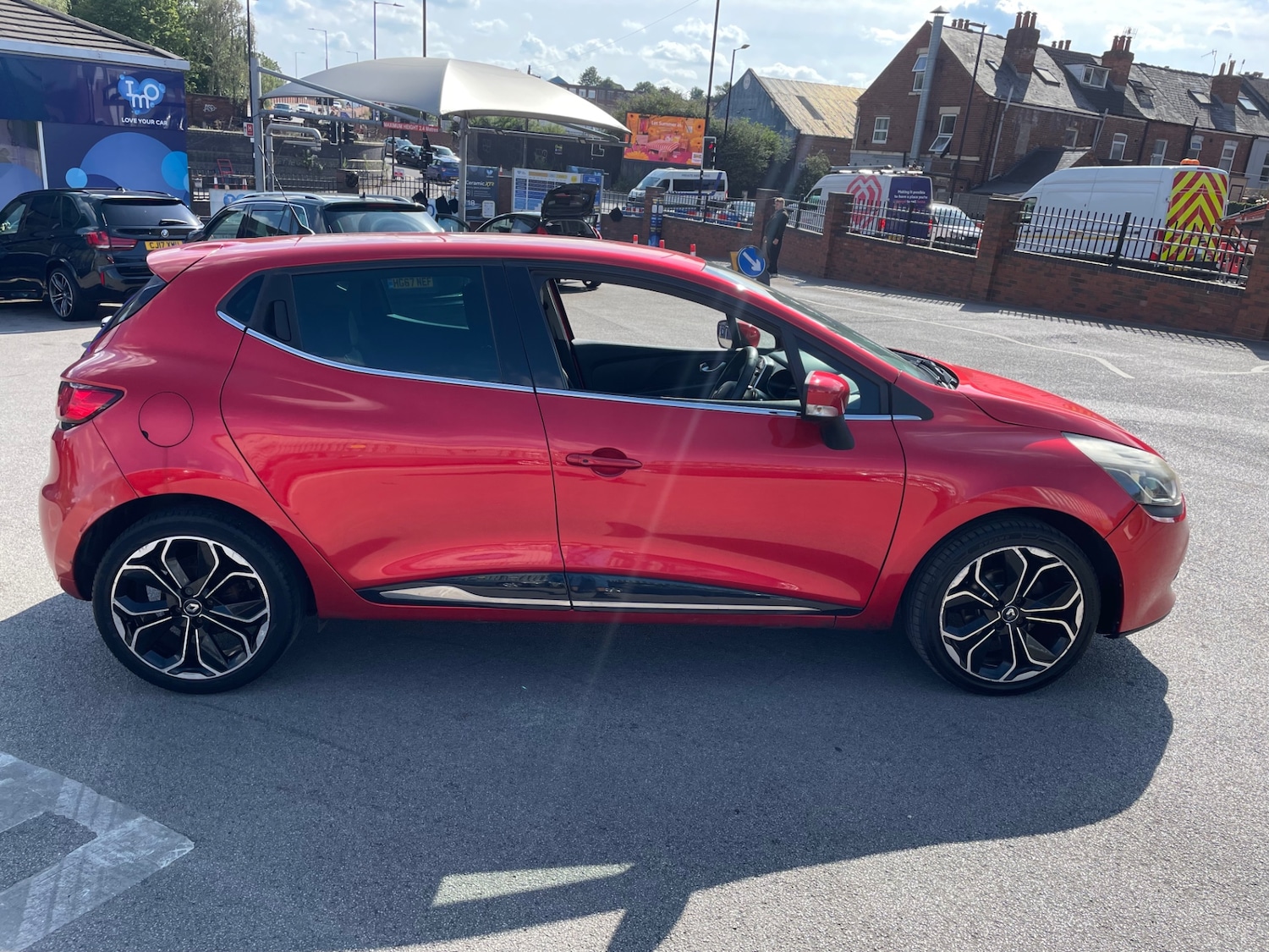 Used Renault Clio 2018 for sale - 76305729: Photo 8