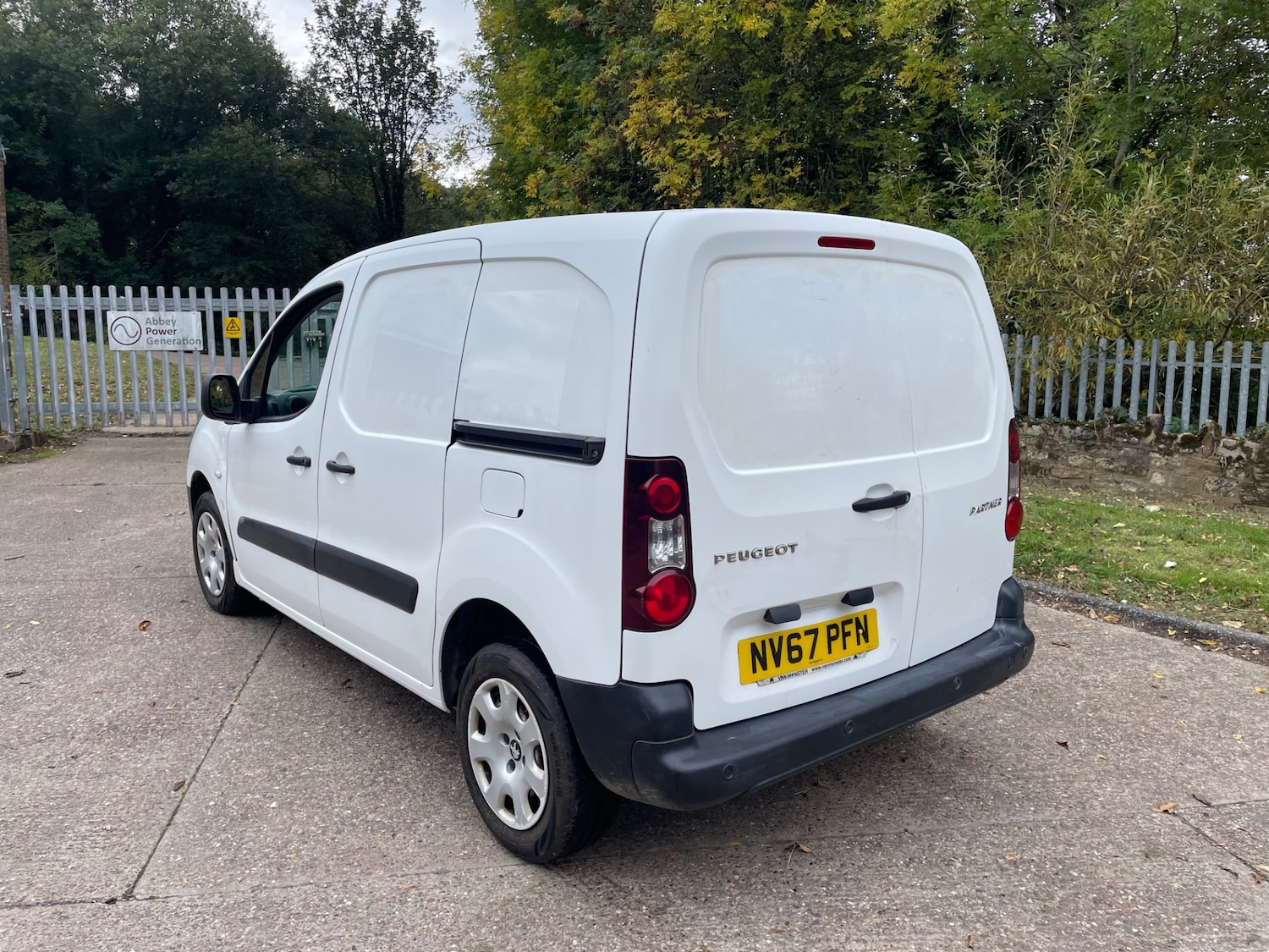 Used Peugeot Partner 2018 for sale - 76510492: Photo 5