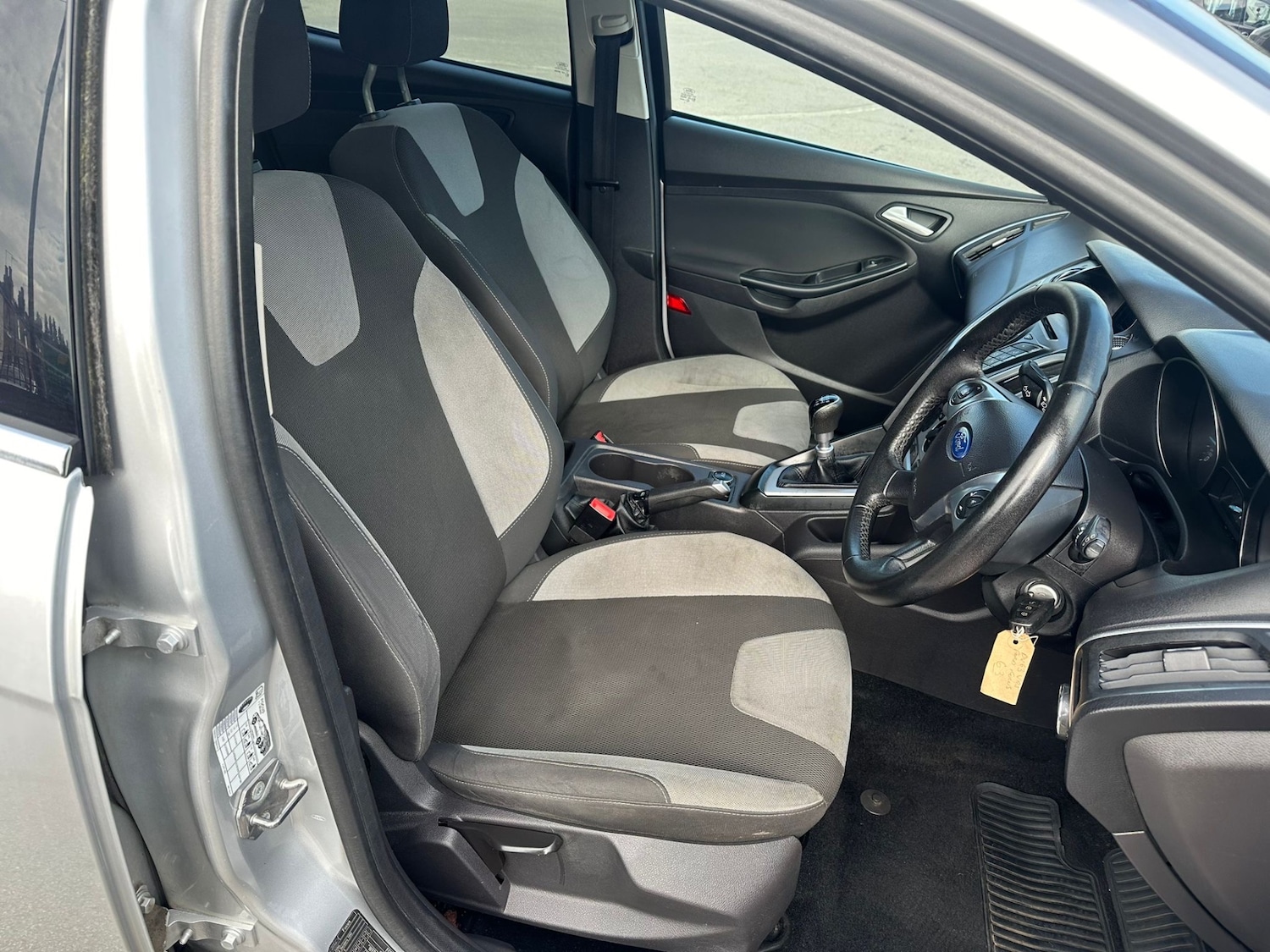 Used Ford Focus 2014 for sale - 77140802: Photo 14