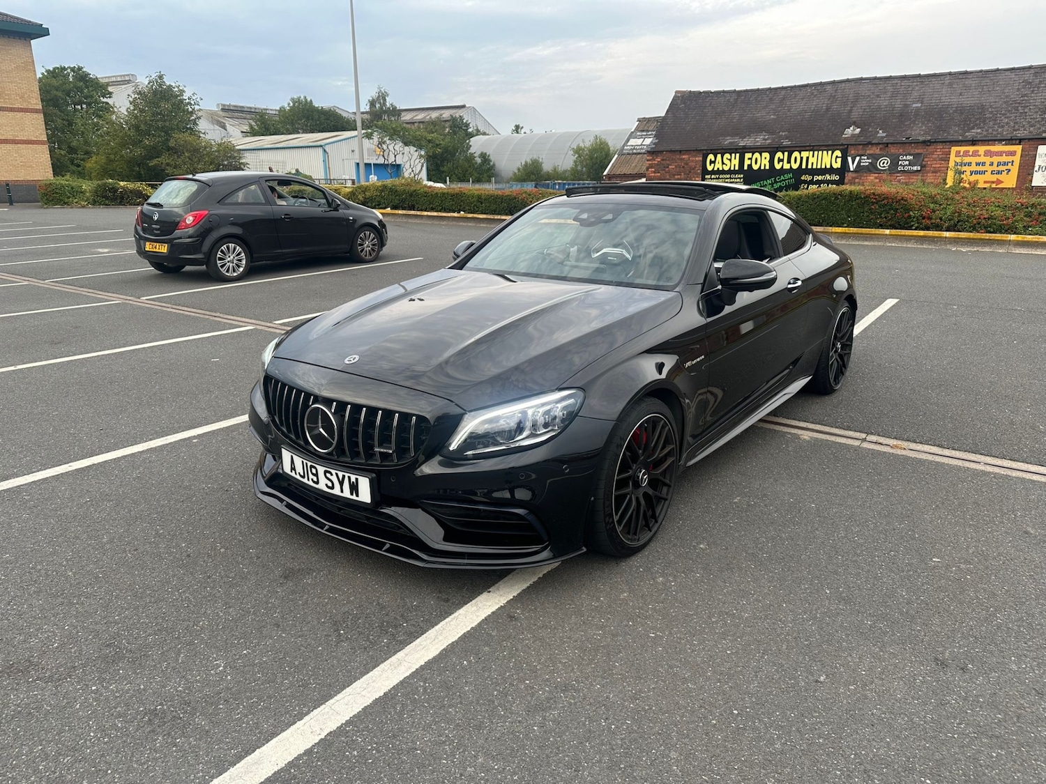 Used Mercedes-Benz C Class 2019 for sale - 76368265: Photo 2